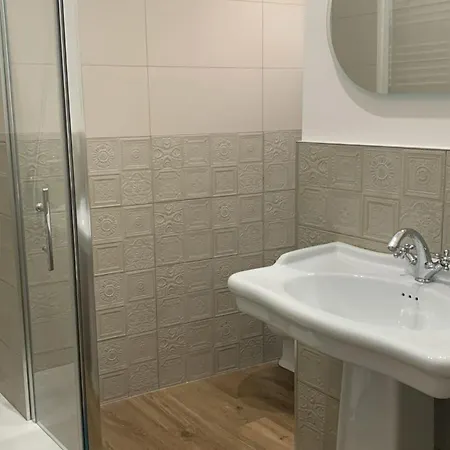 Charme & Authenticite 3p Vielle *